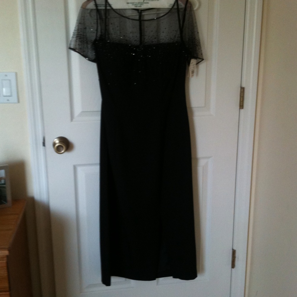 0852.  David’s Bridal. Beautiful black dress!